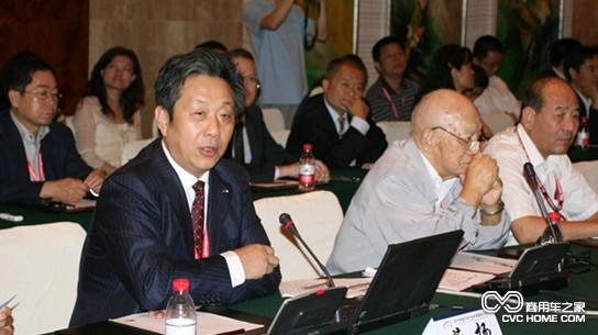 中汽協(xié)常務(wù)副會長兼秘書長董揚 商用車之家