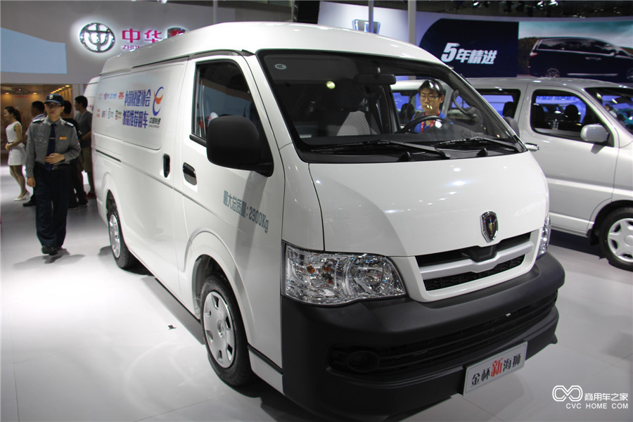 2015廣州車展：金杯新海獅盲窗物流版