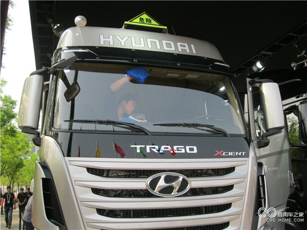 四川現(xiàn)代?；愤\(yùn)輸車(chē)-17.jpg