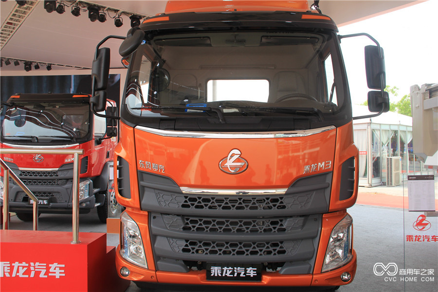 2016北京車展 柳汽乘龍M3B 4*2 210馬力載貨車